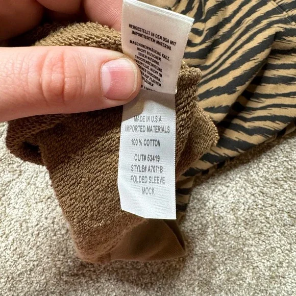 AGOLDE Folded Sleeve Sweatshirt in Serpentine - Picture 4 of 5